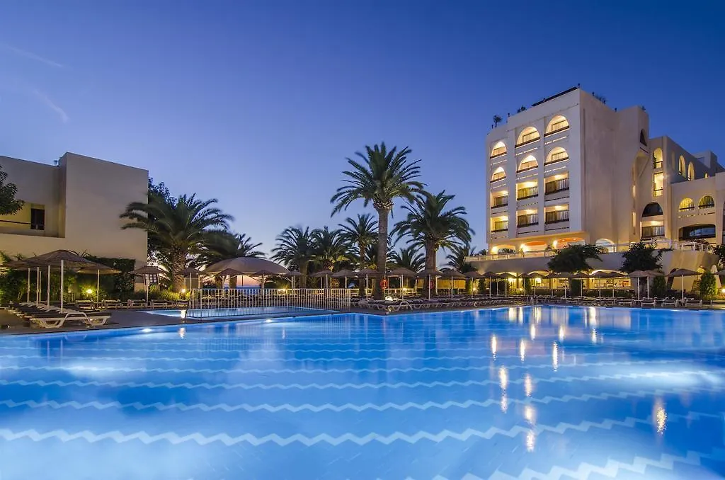 Infinity By Yelken Hotel Kusadasi