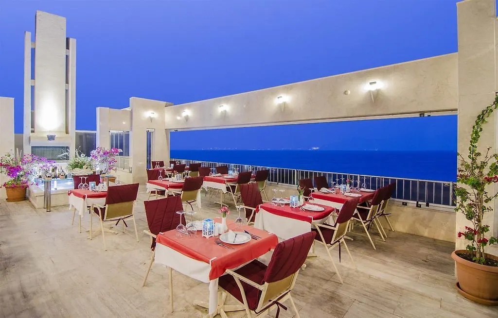 Infinity By Yelken Hotel Kusadasi