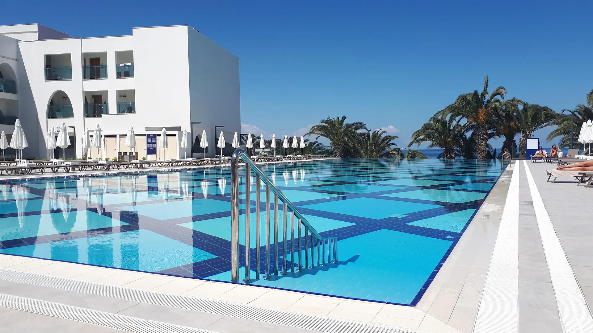 Infinity By Yelken Hotel Kusadasi
